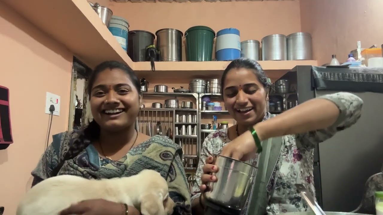कोणीतरी येणार येणार ग 😘ऋतू ताई आणि भूमिका आज खूप दिवसांनी सोबत स्वयपाक बनवतात 😅 ताई मला मारू नका 🥹