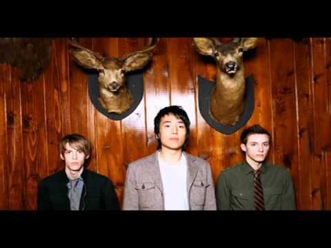 Daphne Loves Derby : Bedroom Demo [HQ] (album version)
