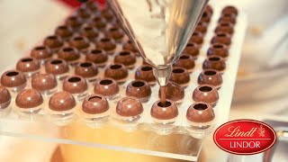 Inside Lindt Chocolate Factory To See How It's Made screenshot 3