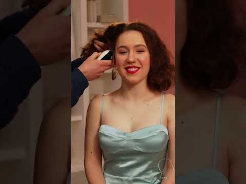 Oly Shaves Her Head Hair Shorthaircut Bobhaircut Womenshaircut Hairstyle Headshave