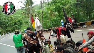 Download lagu Proses menurunkan vespa extreme di tanjakan jurang klok saat pulang dari jamnas vespa malang raya Proses menurunkan vespa extreme di tanjakan jurang klok saat pulang dari jamnas vespa malang raya