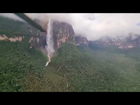 Водопад Анхель на вертолёте. Венесуэла