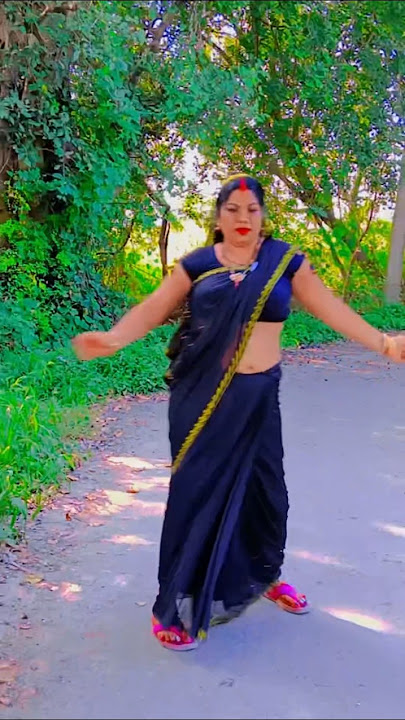 Gaanahttps://gaana.comNache Nache Languriya MP3 Song Download#vairalvideo #song #dance