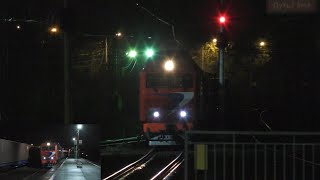 Красный ТаПок ТЭП70БС-025 с поездом №602Я Москва-Рыбинск следует по станции Яхрома