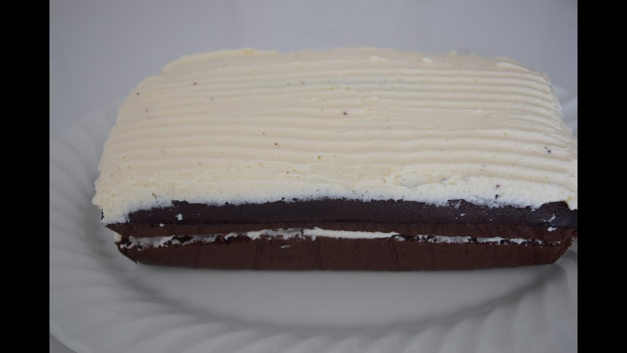 Low Carb Chocolate Cake with Cream Cheese Icing