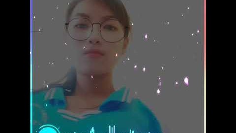 Cô gái vàng trong làng thả thính