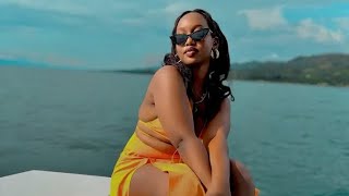 Melanny Boy-Baju(Official Music Video)