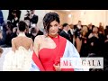 Kylie Jenner SHUTS DOWN 2023 Met Gala With Red Hot Look | KUWTK | E!