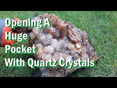 Finding rock crystal quartz clusters & digging for crystal pockets in Germany