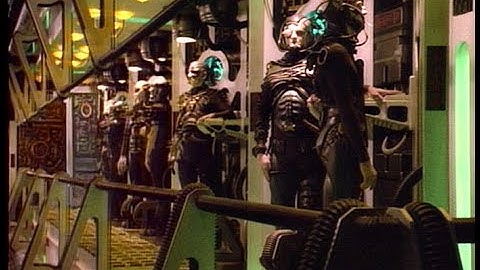 The Borg appear to be regenerating the ship.