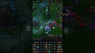 Crazy outplay by nemesis 😂🤯 #leagueoflegends #lec #wunder #lolshorts #lolclips #nemesis #fnatic