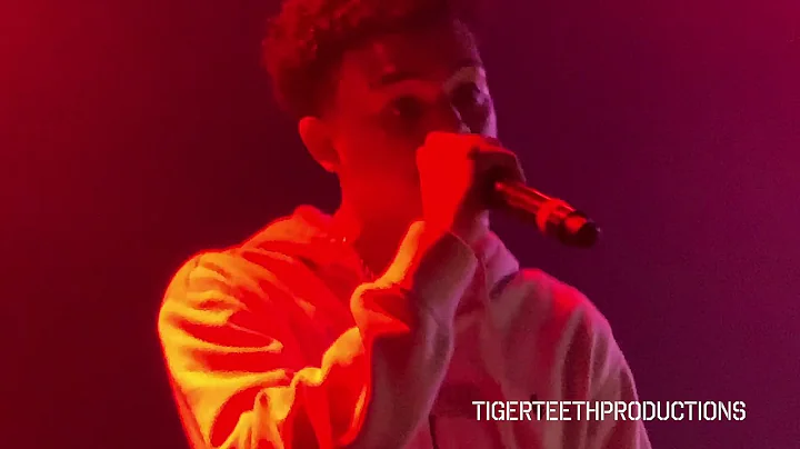 DSavage2700 - She Ready | Live Performance