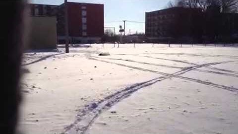 Traxxas rustler mod flying threw snow