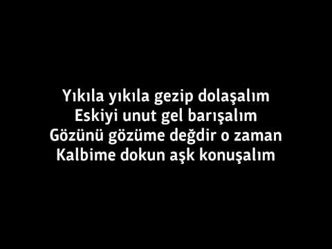 Hande Yener - Alt Dudak Lyrics