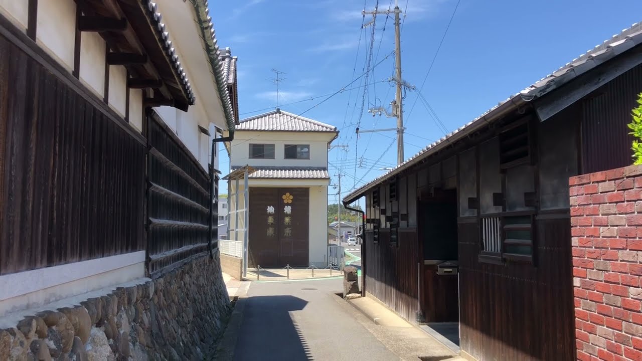 岸和田だんじり祭り🌈積川東のだんじり小屋。小屋の前がいい雰囲気