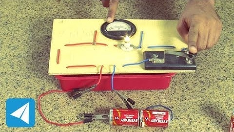 Voltmeter shows potential difference in volts | Electricity | Physics