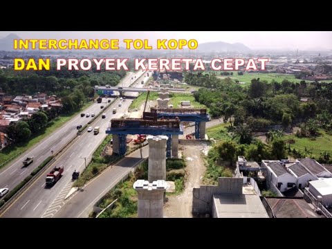 Portal Pier KERETA CEPAT di pintu tol Kopo Bandung