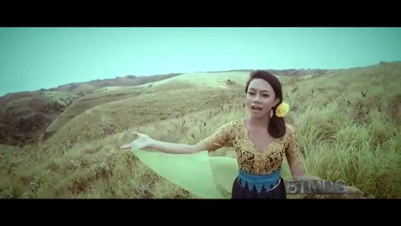 Laras BTMDG & Aya BTMDG - Nusa Penida Damai (Official Video)