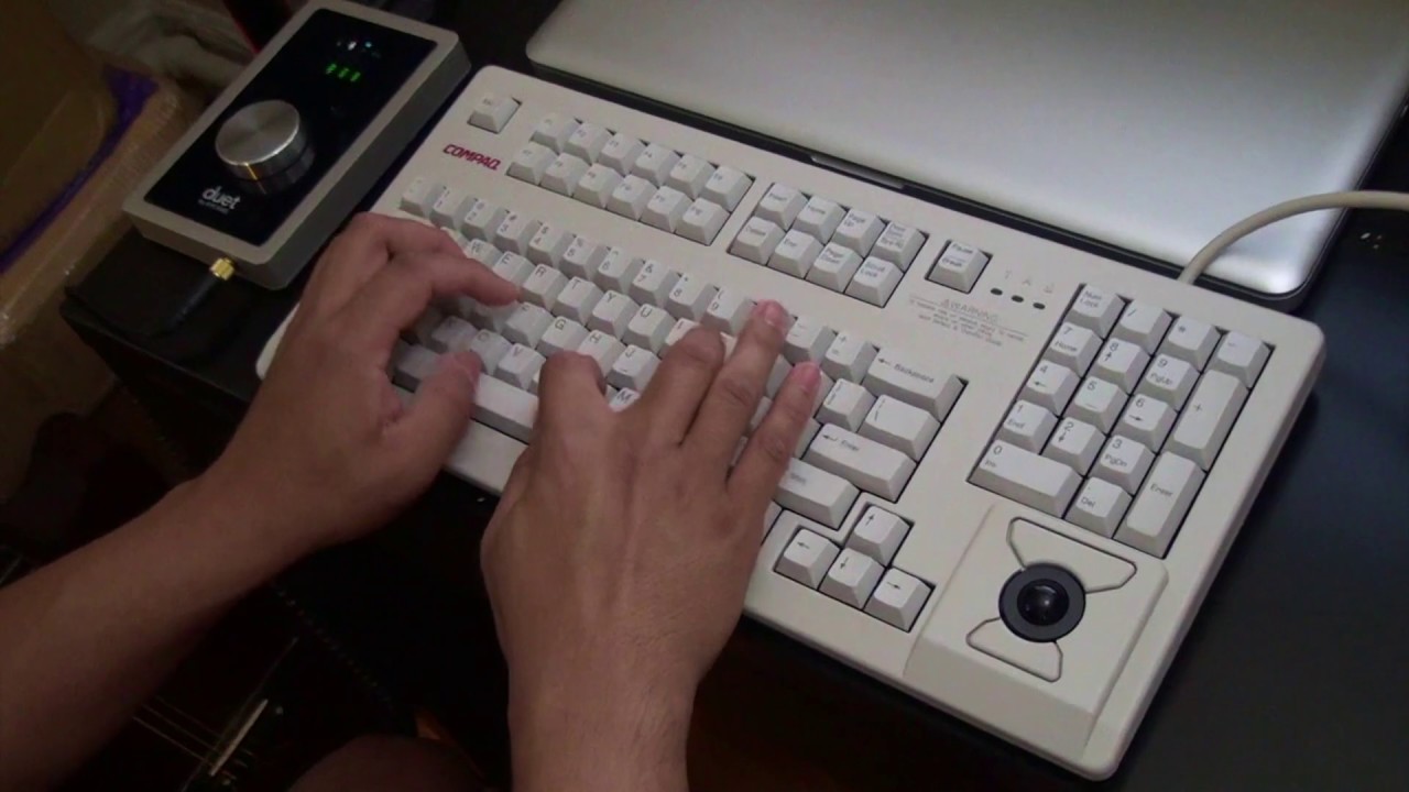 Compaq MX 11800 - Typing Test - Foam Lining Comparison
