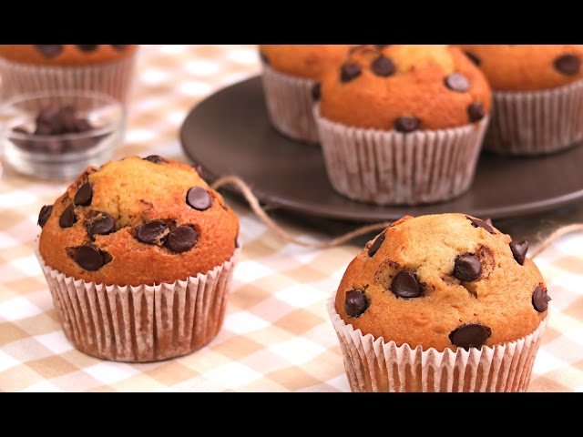 Muffins de Vainilla con Chips de Chocolate | Fáciles y Deliciosos - YouTube