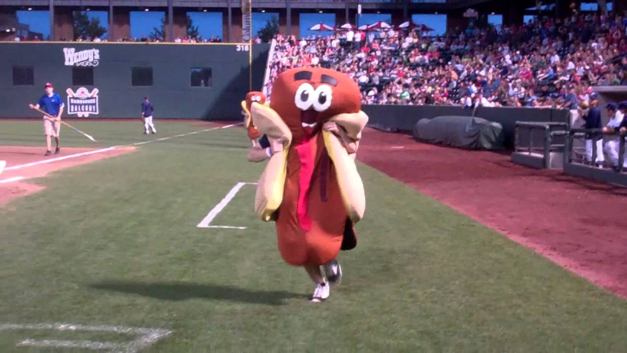 Columbus Clippers Hot Dog Race 61112 YouTube