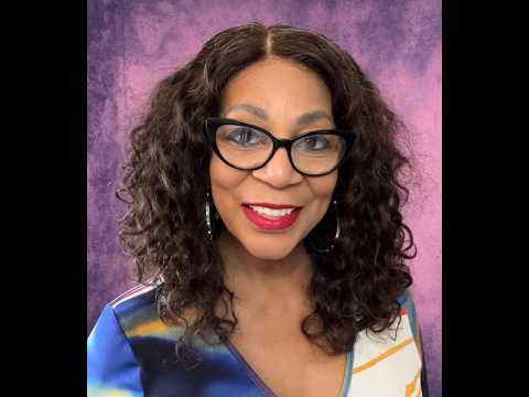 Soul lady wigs Sonya/ Ready to Go Water Wave Bob with Gray Blend