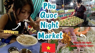 We went to the PHU QUOC Night Market just for this! 🇻🇳🍜🍡