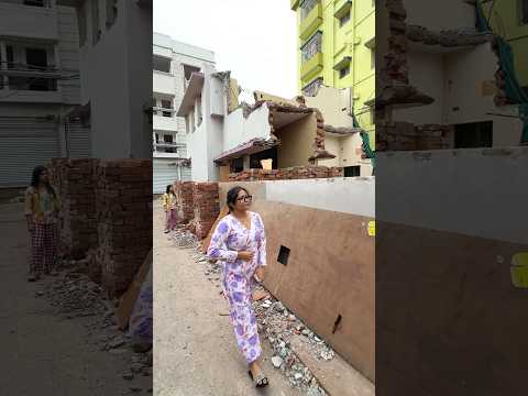 বাড়ি ভাঙ্গা প্রায় শেষের দিকে||