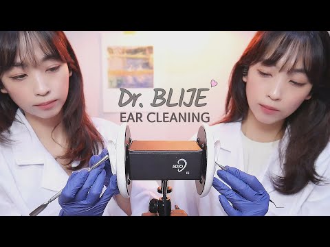 [ASMR] TWIN Doctor's Ear Cleaning / Tingles Or Deep Sleep (No Talking)