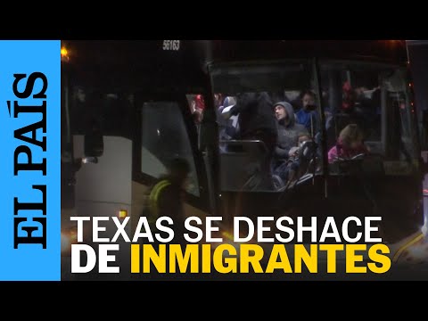 ESTADOS UNIDOS | Trasladan a 355 migrantes de San Antonio a Chicago | EL PAÍS