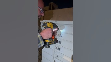 Mailbox lock replacement #mailbox #lostkeys #locksmith #paitence