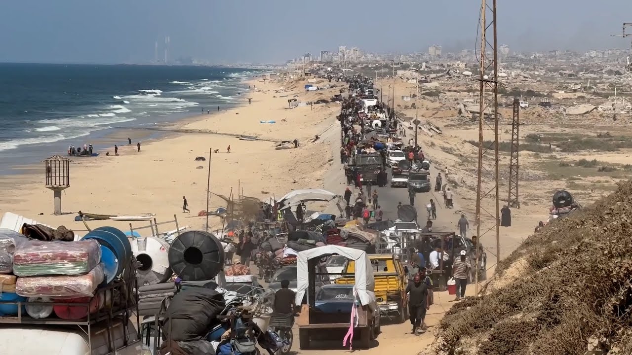 استمرار نزوح العائلات الفلسطينية من مدينة غزة إلى الجنوب بفعل تصعيد عدوان الاحتلال الإسرائيلي