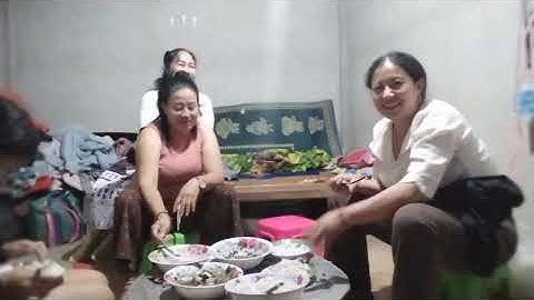 Nov 3 noj mov daim 2 os ib tsoom me phooj ywg aw thov nej pab nias lub siab pub kuv os