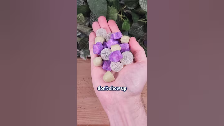 Japan's Crunchiest Gummies Yet | Can't Resist Japan's Candy Aisle