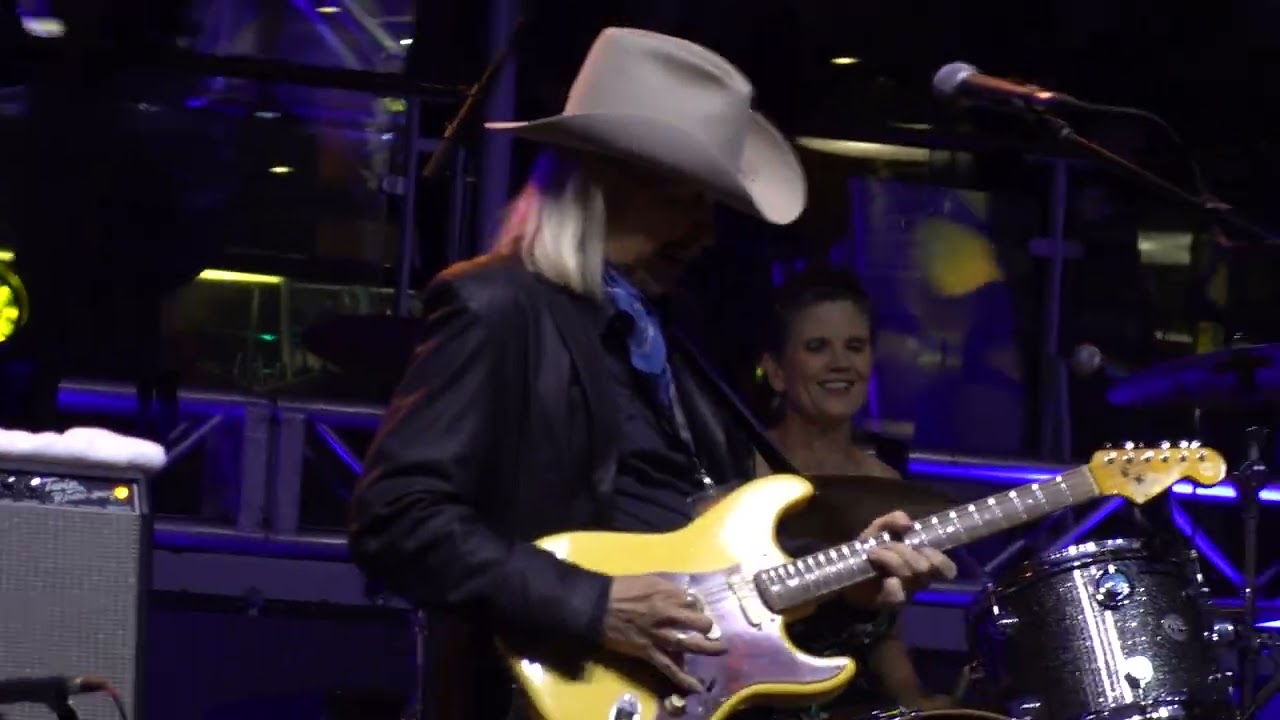 Dave Alvin & The Guilty Ones + Steve Berlin: 