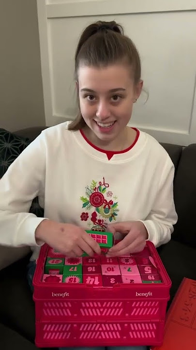 WHAT’S in our ADVENT CALENDARS? DAY 22🎄🎁 #shorts