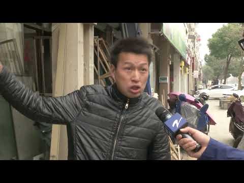 两岁女童失足坠雨棚 2贵人营救逃出生天