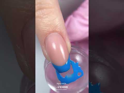 Video: Come creare un fondotinta con le tue mani?