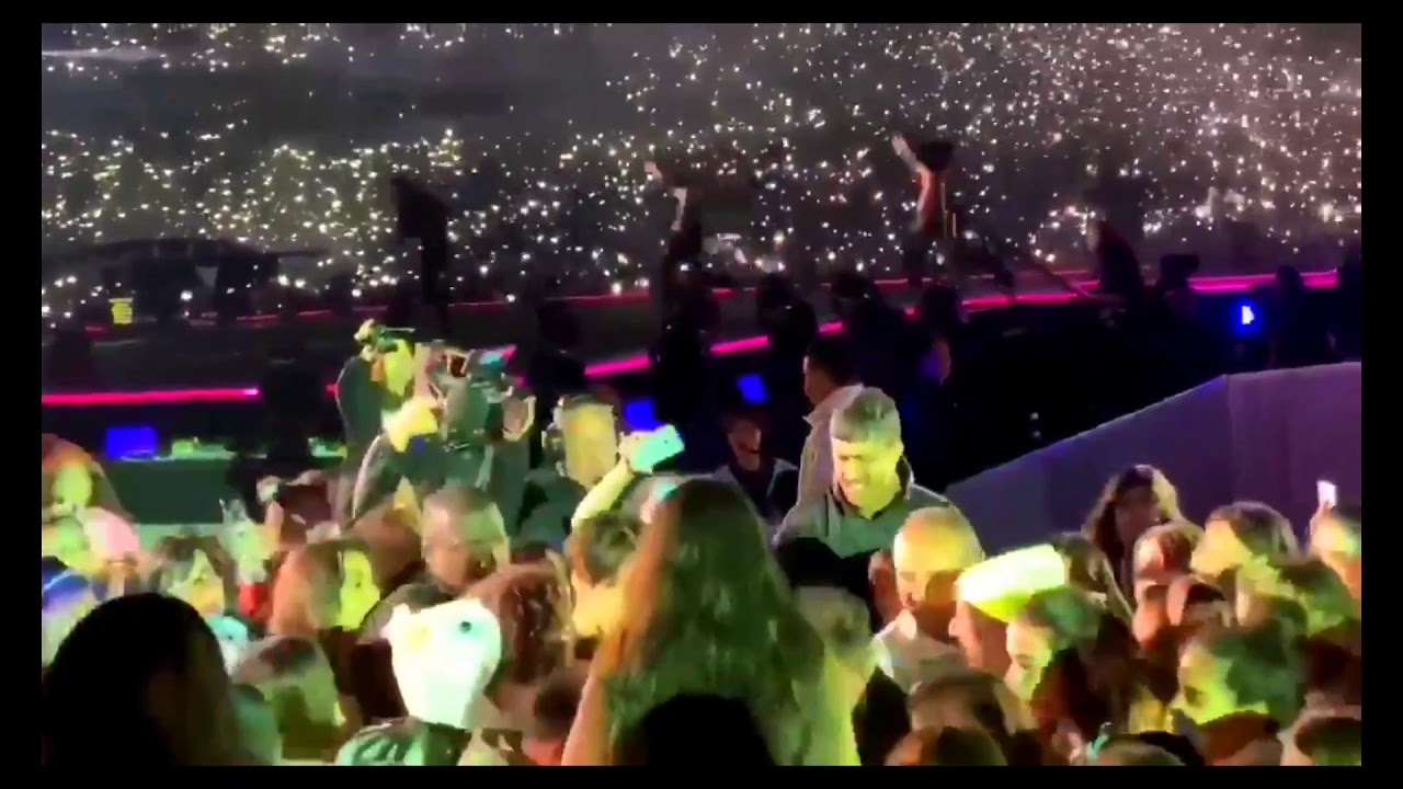 Jungkook jumped off the stage to greet the army in the wheelchair #RespectOurEuphoria