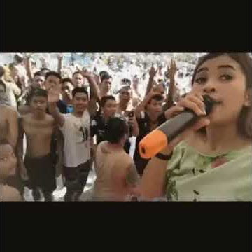 menangis hati ini aku ora peduli