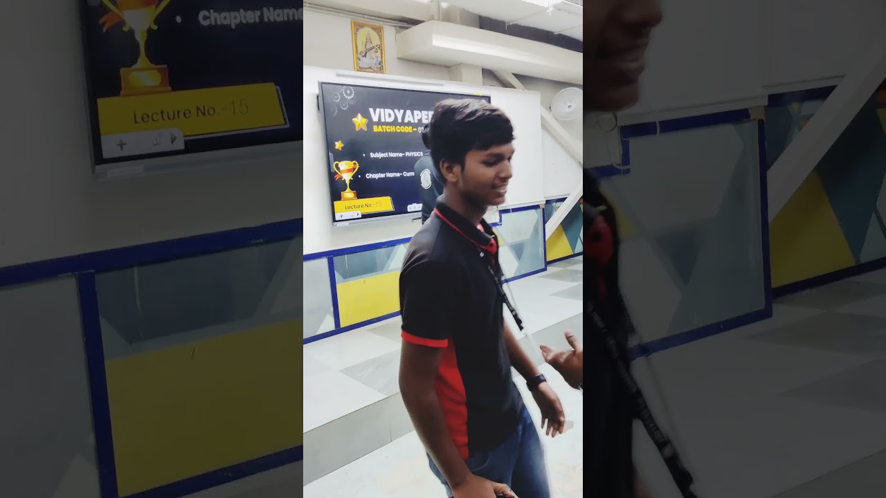 Akhand sir top physics faculty God