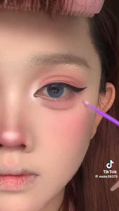 EYE MAKEUP COSPLAY