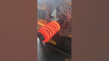 Heating and rolling super spring process  #spring #machine #process #manufacturing #making #factory
