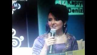 Münevver Özdemir - Sinen Beni Yandırır