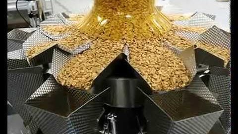 Packaging machine with multihead weigher for peanuts