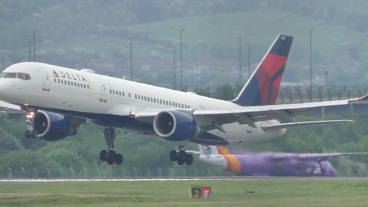 Video Delta Airlines Boeing 757 200 Landing At Glasgow Airport From New York Jfk Airlive
