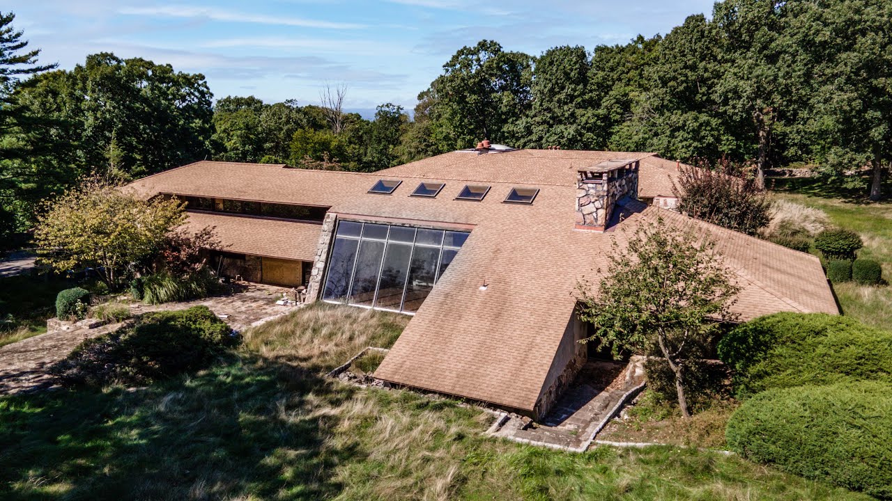 Doomsday Prepper's ABANDONED Mansion | Found Secret Bunker with EVERYTHING Still Inside