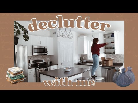 DECLUTTER WITH ME! 🗑️ the decluttering and cleaning is in full swing here!