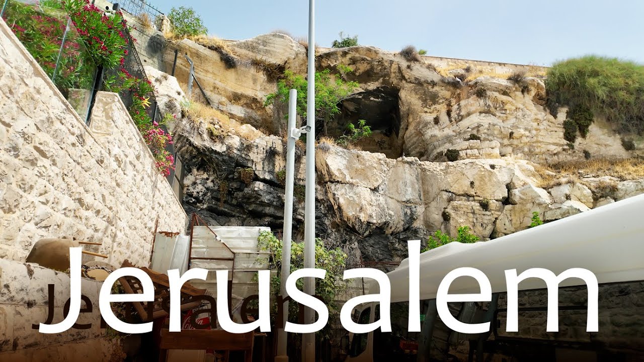 Путешествие из Старого города Иерусалима к скале Черепа.