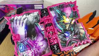 仮面ライダーセイバー 【ショート】DXタッセルダークワンダーライドブック！